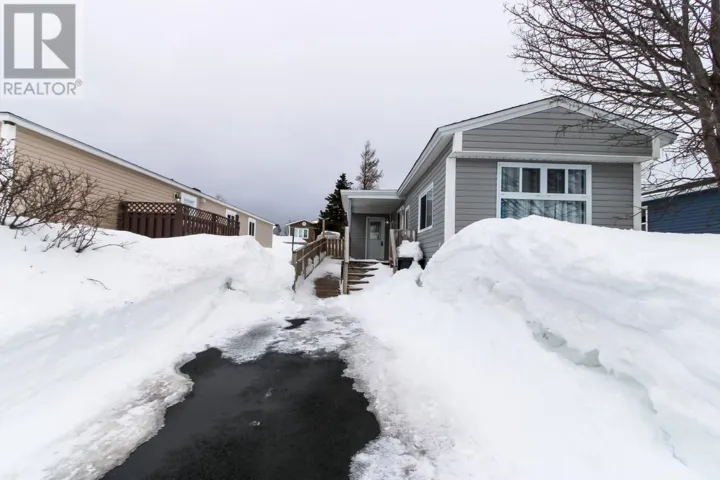 4 Ashgrove Drive, Paradise, Newfoundland & Labrador A1L1A1