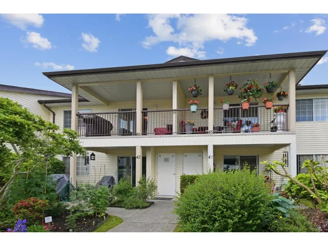 46 6467 197 STREET, Langley, British Columbia V2Y1K7