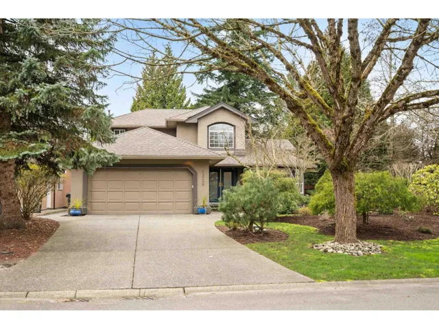 9329 207A STREET, Langley, British Columbia V1M2W7