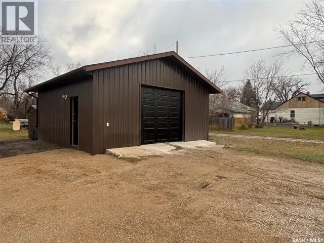 209 5th AVENUE N, Naicam, Saskatchewan S0K2Z0