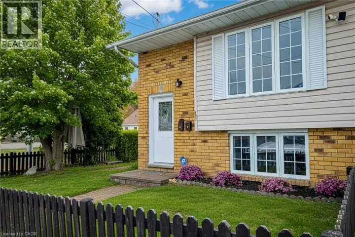 103 S VINE Street S, St. Catharines, Ontario L2R3Y3