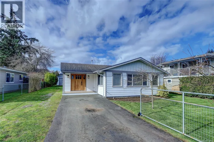 223 Evergreen St, Parksville, British Columbia V9P2G3