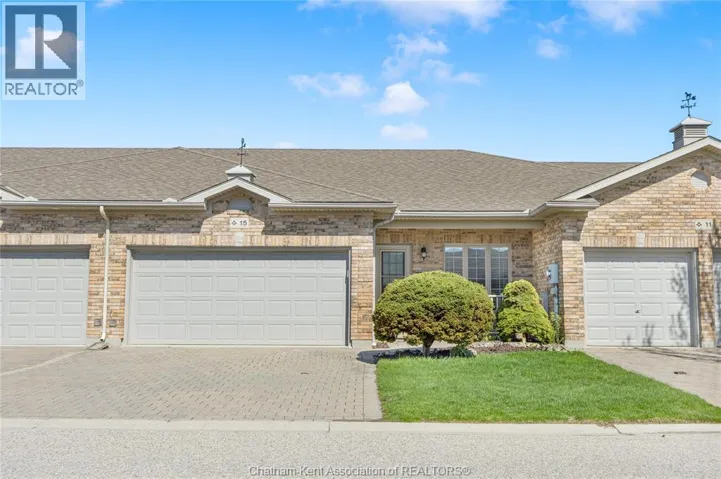 15 HOME PLACE, Chatham, Ontario N7L5P4