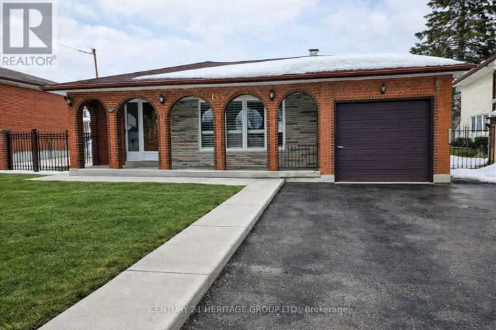 135 DERRYDOWN ROAD, Toronto (York University Heights), Ontario M3J1R6