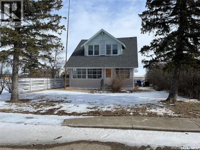 133 2nd STREET E, Lafleche, Saskatchewan S0H2K0