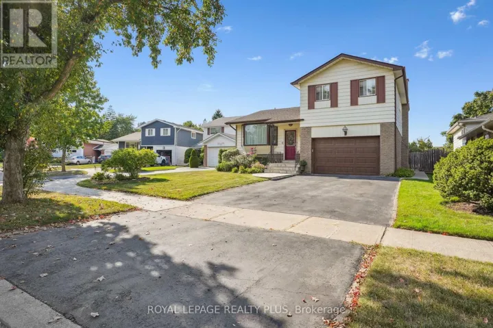 2335 WYANDOTTE DRIVE, Oakville (WO West), Ontario L6L2T4