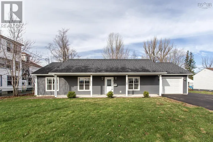 25 Gates Avenue, Middleton, Nova Scotia B0S1P0