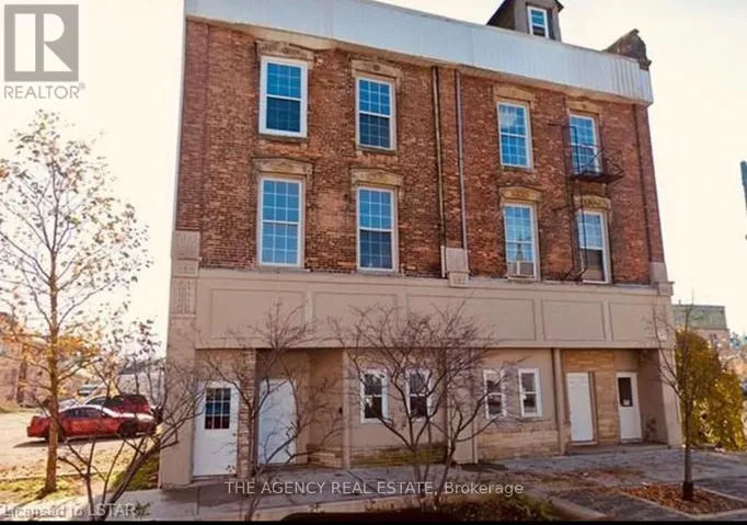 14 - 268 TALBOT STREET, St. Thomas, Ontario N5P1B4