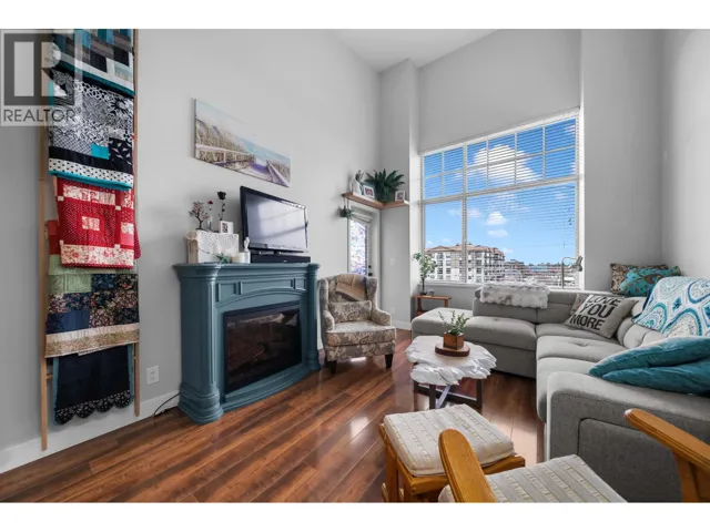 402 11935 BURNETT STREET, Maple Ridge, British Columbia V2X9A9