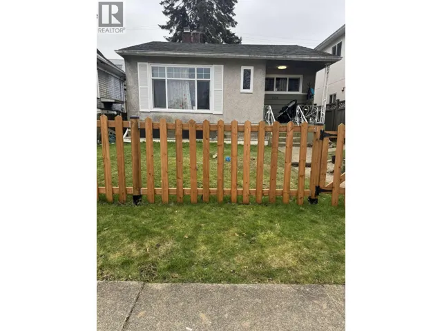 3324 CHURCH STREET, Vancouver, British Columbia V5R4W6