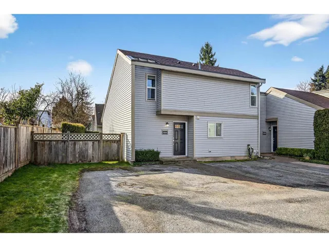 6030 E GREENSIDE DRIVE, Surrey, British Columbia V3S5M8