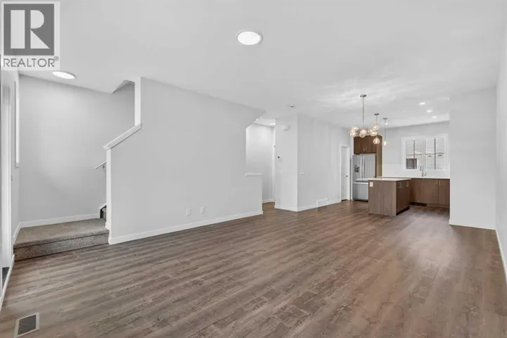 172 Hotchkiss Common SE, Calgary, Alberta T3S0X5
