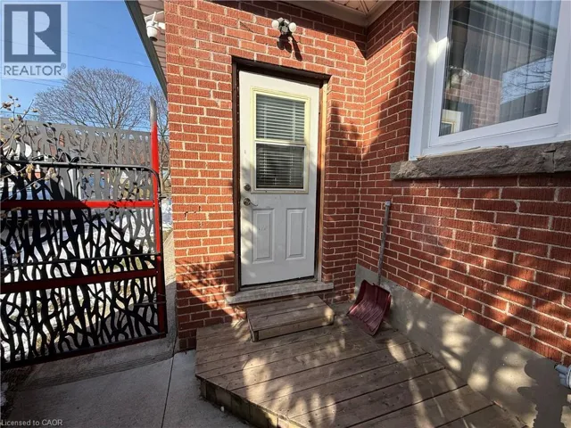 279 ROSEDALE Avenue Unit# R, Hamilton, Ontario L8K4N6