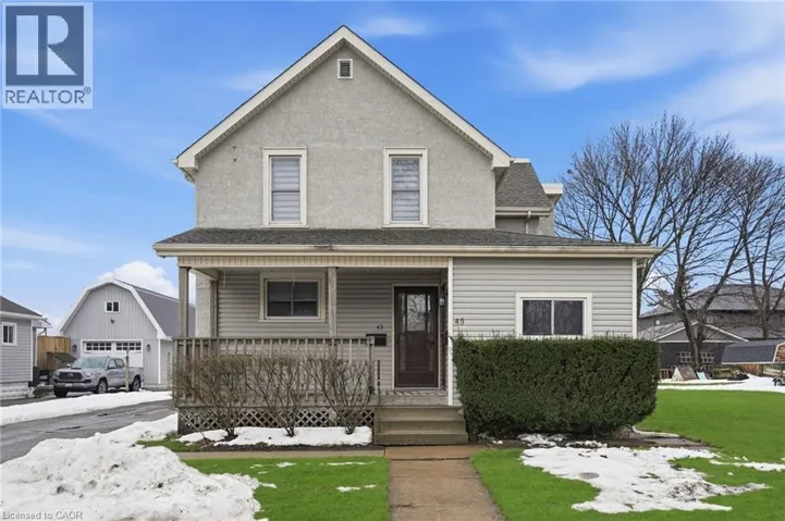 43 CHIPPAWA Road, Port Colborne, Ontario L3K1T4