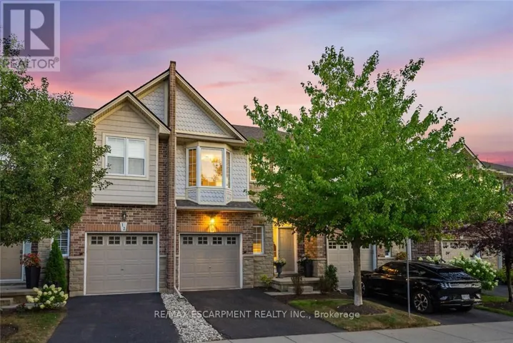 4 - 10 LIDDYCOAT LANE, Hamilton (Ancaster), Ontario L9G0A7