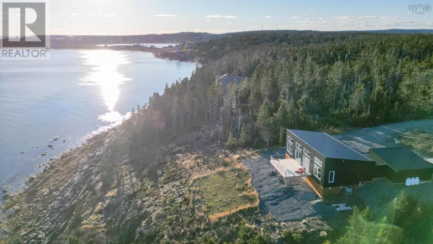 200 Middle Road, Kingsburg, Nova Scotia B0J2X0