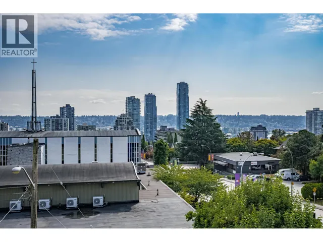 302 225 SIXTH STREET, New Westminster, British Columbia V3L3A5