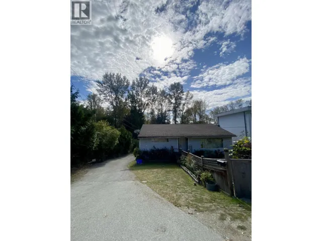 4614 MARINE DRIVE, Burnaby, British Columbia V5J3G2