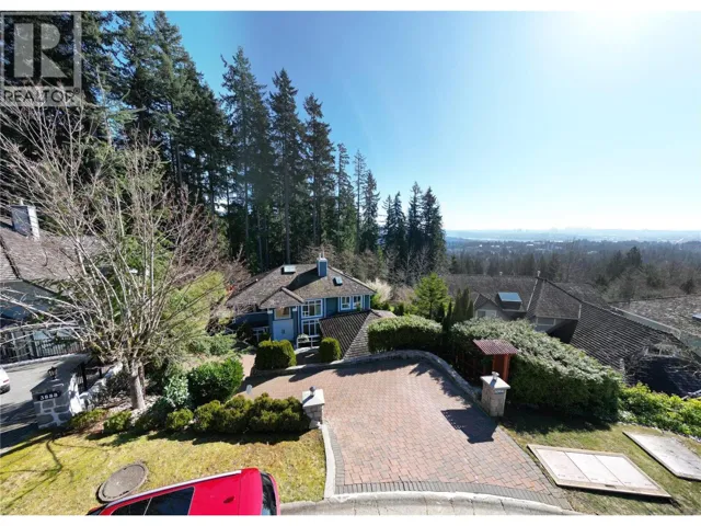 3866 MICHENER WAY, North Vancouver, British Columbia V7K3C7