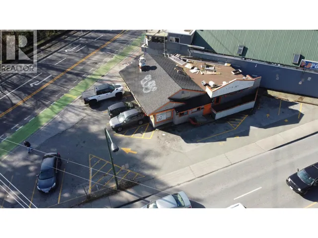 657 W 3RD STREET, North Vancouver, British Columbia V7M1H1