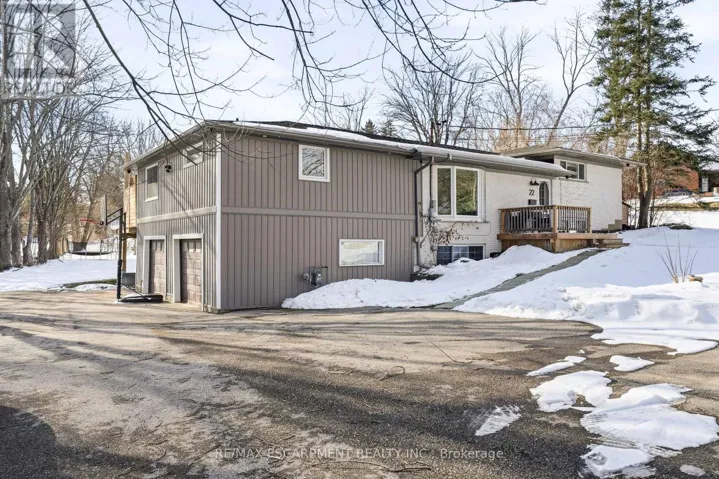 22 ROSEBOUGH STREET, Hamilton (Greensville), Ontario L9H5C5