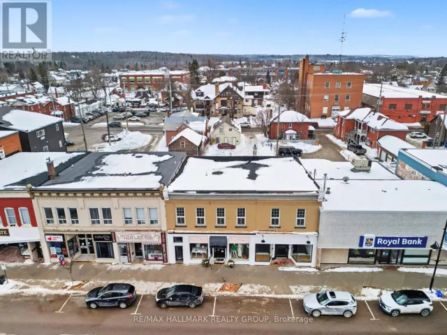 188-192 RAGLAN STREET S, Renfrew, Ontario K7V1R1
