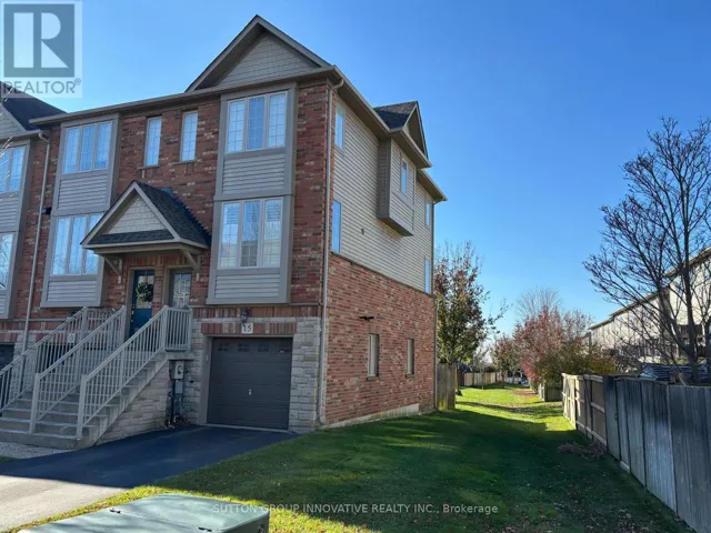 15 CHAPMAN LANE, Hamilton (Ancaster), Ontario L9G0A5