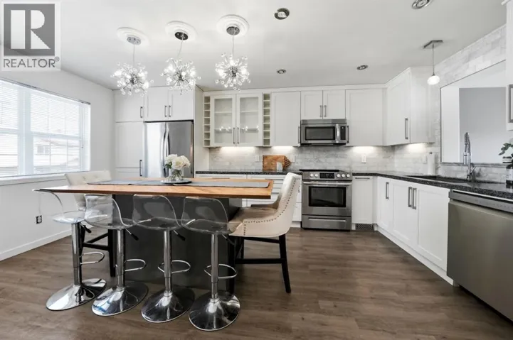 9 Kerry Wood Mews, Red Deer, Alberta T4N7B8