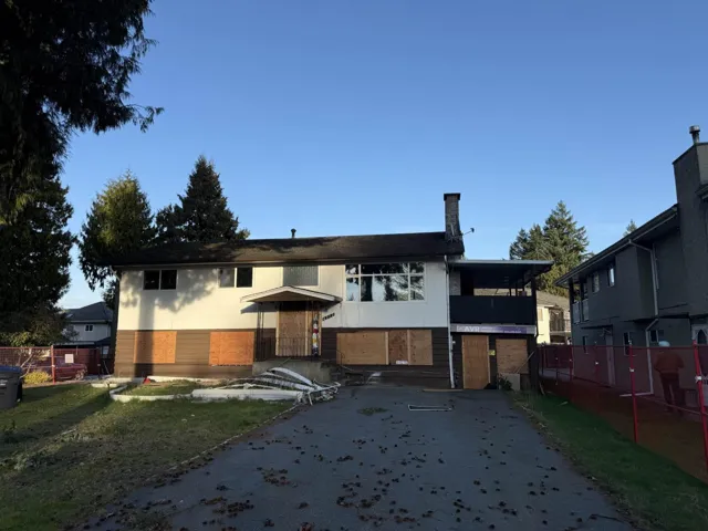 6112 132 STREET, Surrey, British Columbia V3X1M8