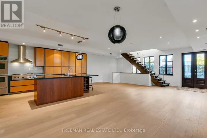 UPPER - 967 OSSINGTON AVENUE, Toronto (Dovercourt-Wallace Emerson-Junction), Ontario M6G3V5