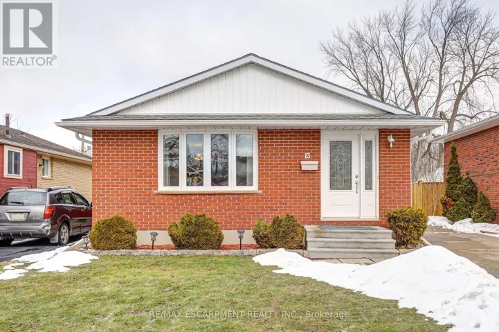13 ROSEMOUNT CRESCENT, St. Thomas, Ontario N5P2J2