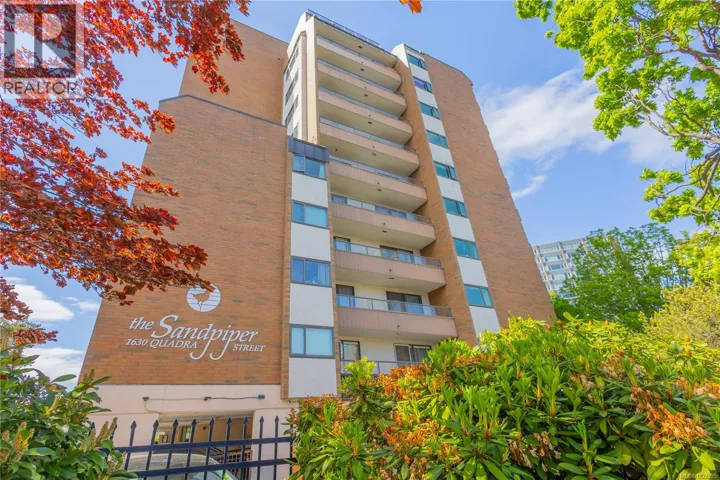 1004 1630 Quadra St, Victoria, British Columbia V8W3J5