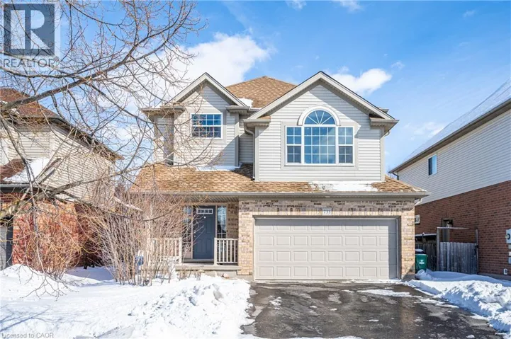 733 SHEDIAC Crescent, Waterloo, Ontario N2K4M3