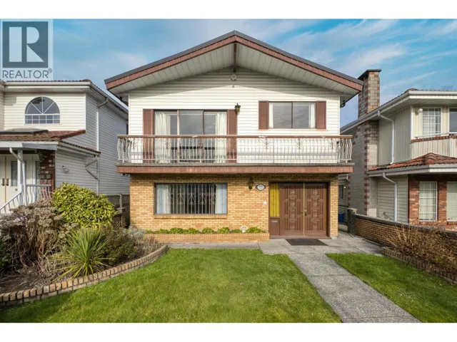 2225 E 35TH AVENUE, Vancouver, British Columbia V5P1C1