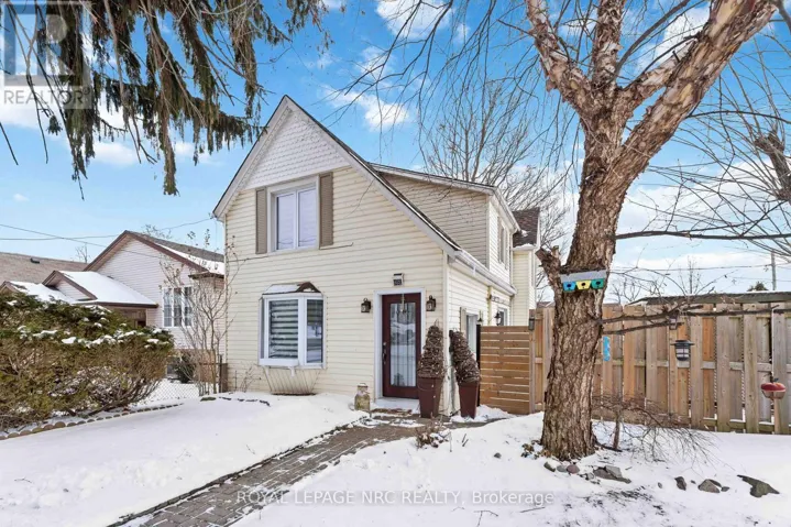 1359 PELHAM STREET S, Pelham (Fonthill), Ontario L0S1E0