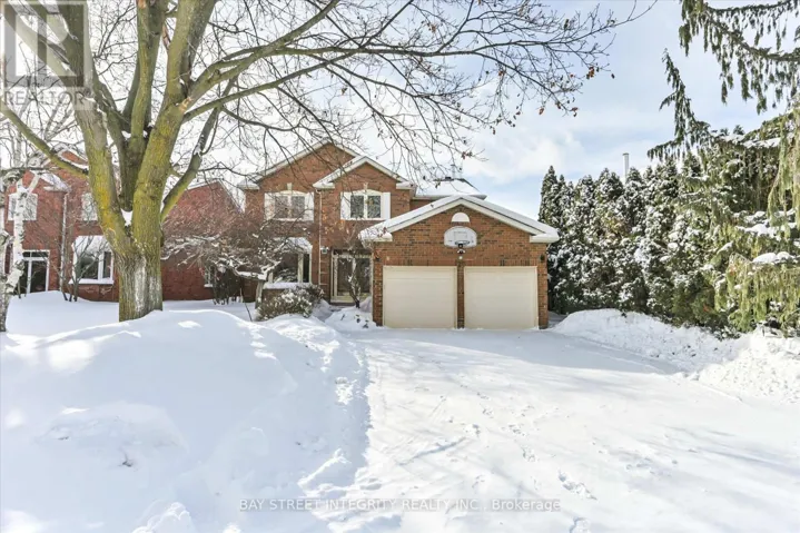 28 CARNFORTH DRIVE, Markham (Unionville), Ontario L3R7W1