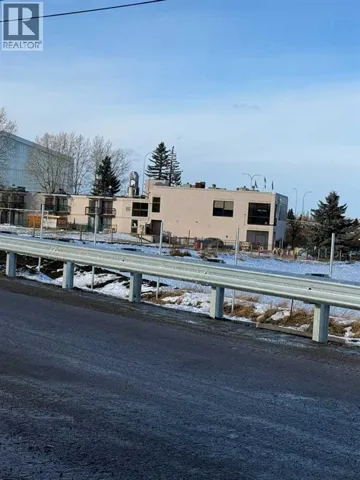 10623 West Valley Road SW, Calgary, Alberta T3B5T2