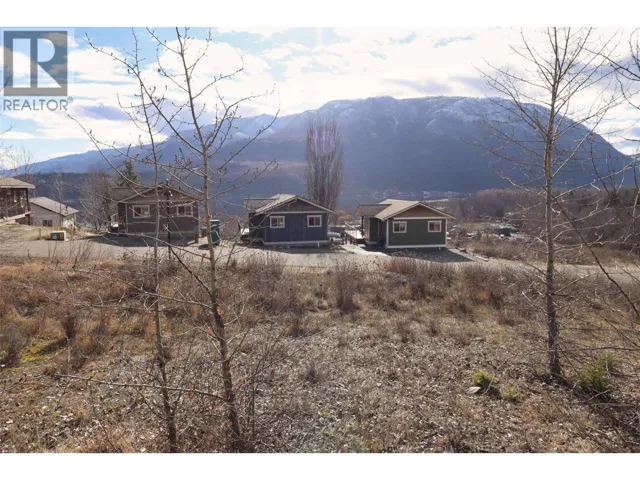 2633 Squilax Anglemont Road Unit# 152, Lee Creek, British Columbia V0E1M5