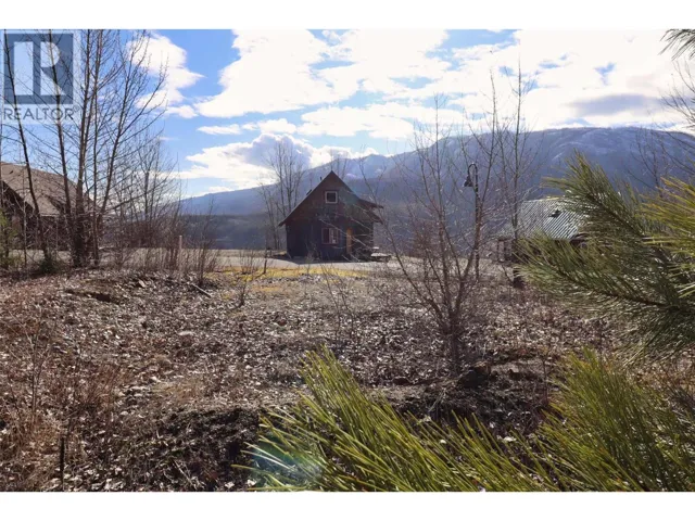 2633 Squilax Anglemont Road Unit# 145, Lee Creek, British Columbia V0E1M4