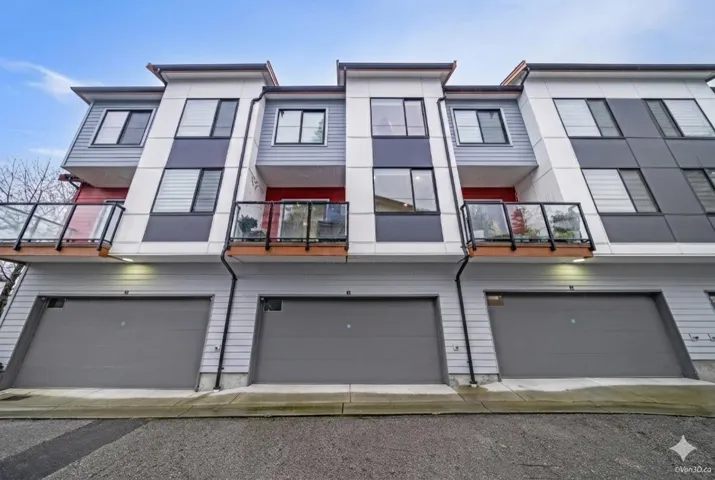 33 6138 128 STREET, Surrey, British Columbia V3X1T1