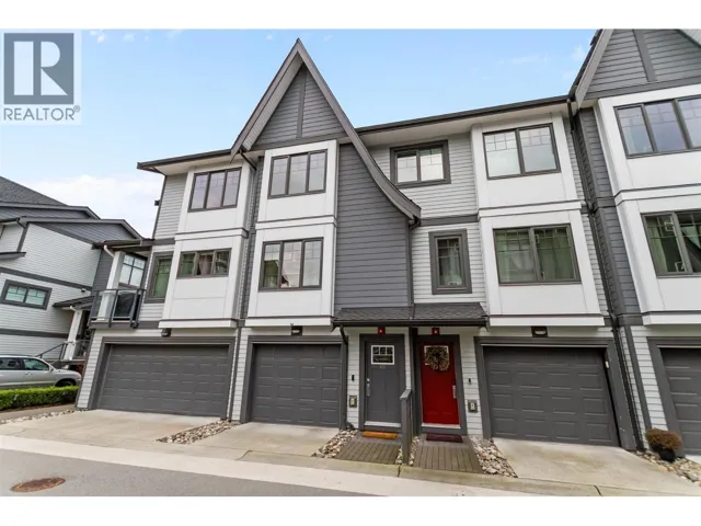 202 19451 SUTTON AVENUE, Pitt Meadows, British Columbia V3Y0G6