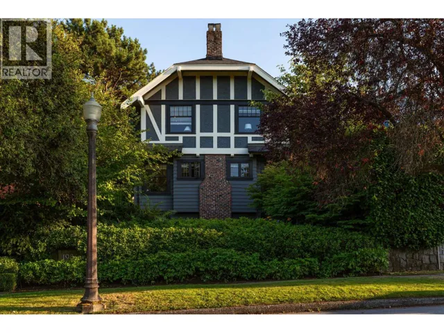 1986 W 36TH AVENUE, Vancouver, British Columbia V6M1K8