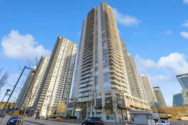 609 13688 100 AVENUE, Surrey, British Columbia V3T0G5