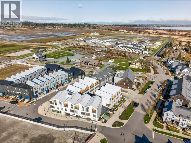 201 251 BOUNDARY BAY ROAD, Delta, British Columbia V4L0B6