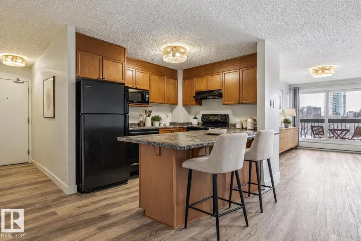 #404 9715 110 ST NW, Edmonton, Alberta T5K2M1