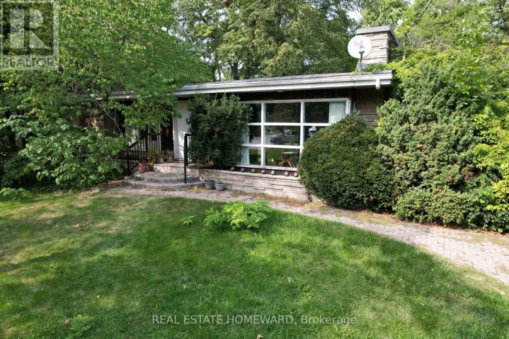 2441 OLD CARRIAGE ROAD, Mississauga (Erindale), Ontario L5C1Y6