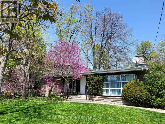 2441 OLD CARRIAGE ROAD, Mississauga (Erindale), Ontario L5C1Y6