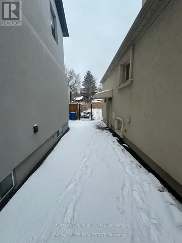 BASEMENT - 207 CHURCH STREET, Toronto (Weston), Ontario M9N1N9