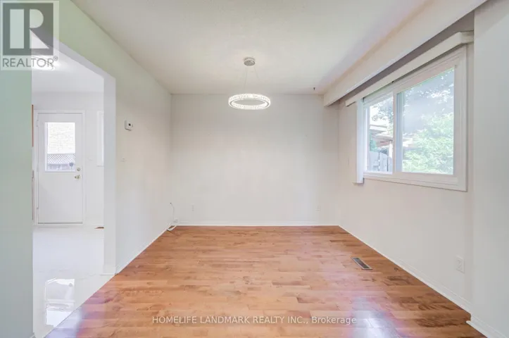 319 HILLSIDE DRIVE, Mississauga (Streetsville), Ontario L5M2N3