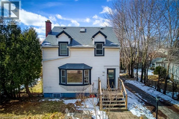 142 EWEN Road, Hamilton, Ontario L8S3C7